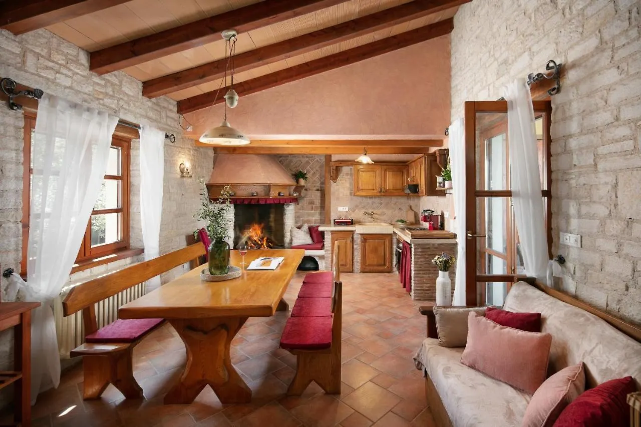 Apartments With Wifi Novigrad - 7053 Croacia